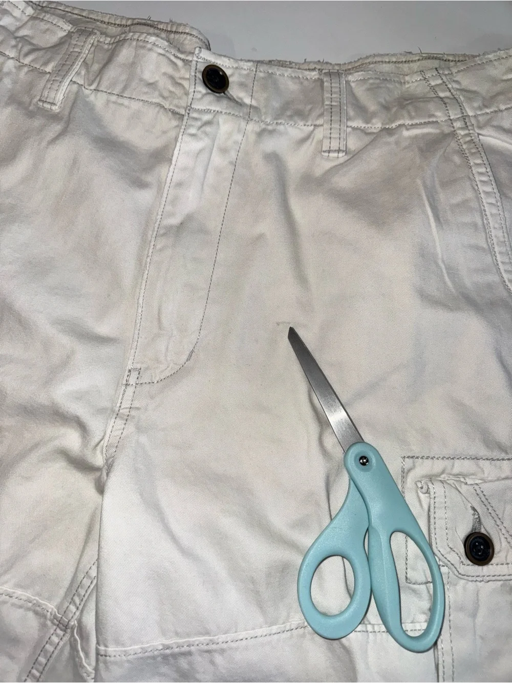 American Eagle Outfitters khaki cargo